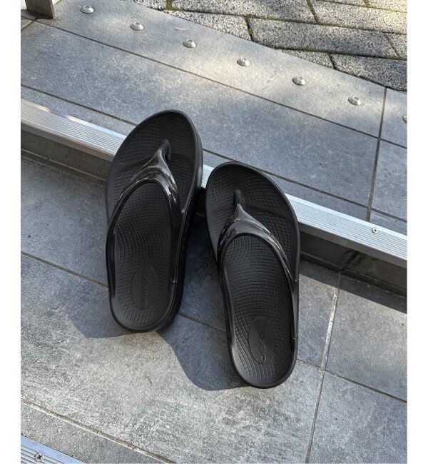 U by SPICK&SPAN「《追加》OOFOS/ ウーフォス O Omega」|サンダル|