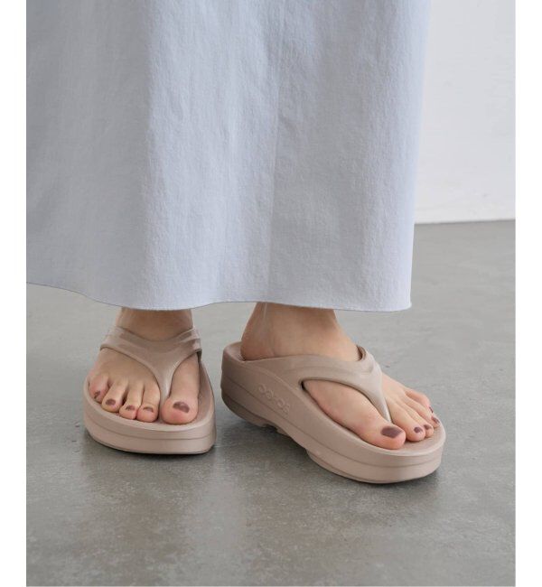 U by SPICK&SPAN「《追加》OOFOS /ウーフォス O Omega2」|サンダル|