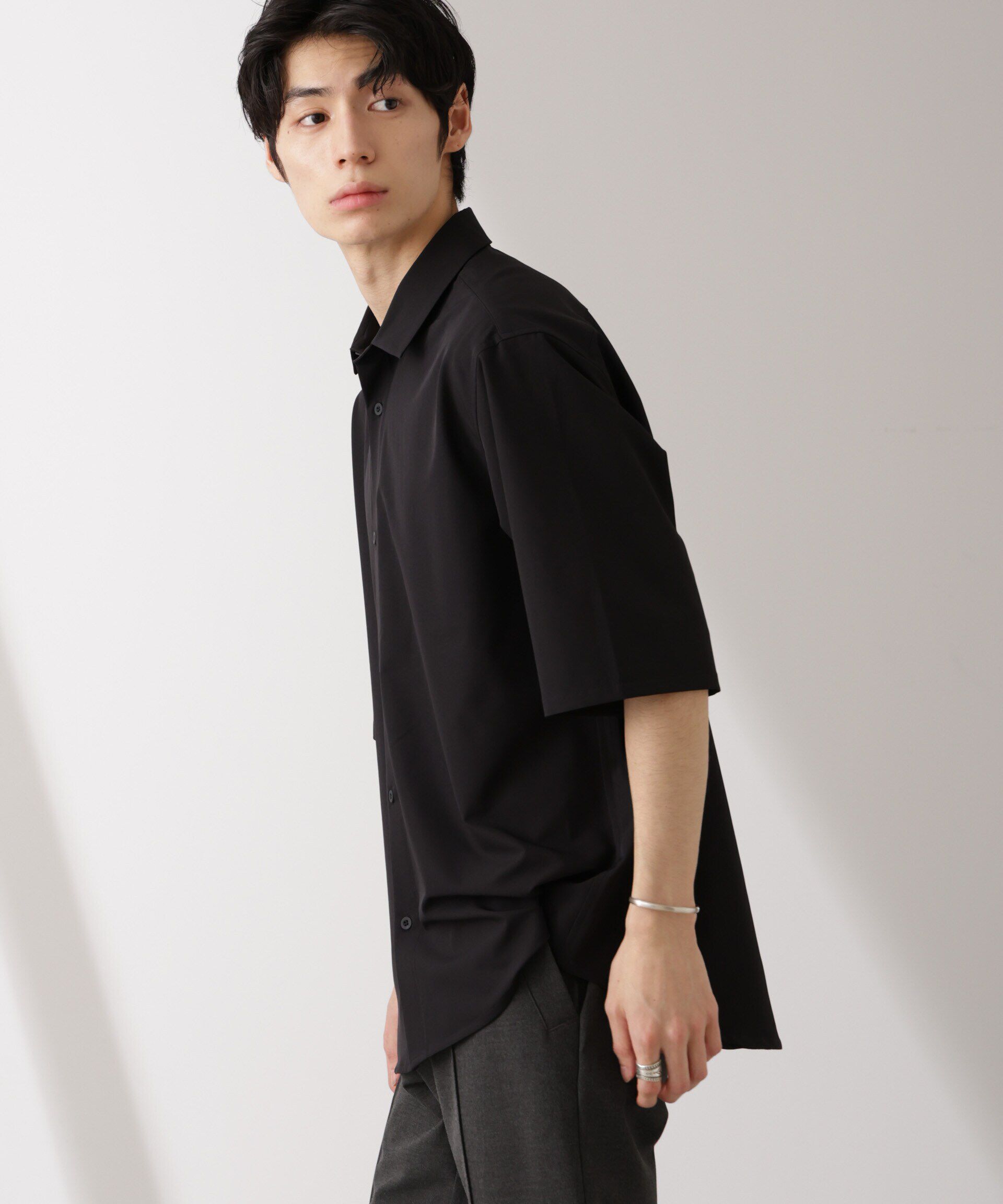 nano･universe「ライトウェイトストレッチ シャツ半袖」|シャツ・ブラウス|