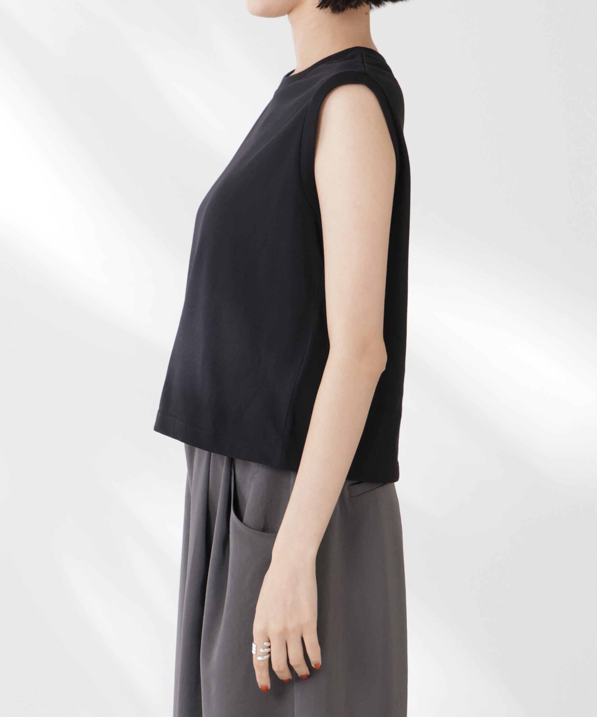 nano･universe「吸水速乾抗菌防臭ノースリーブトップス」|Tシャツ・カットソー|