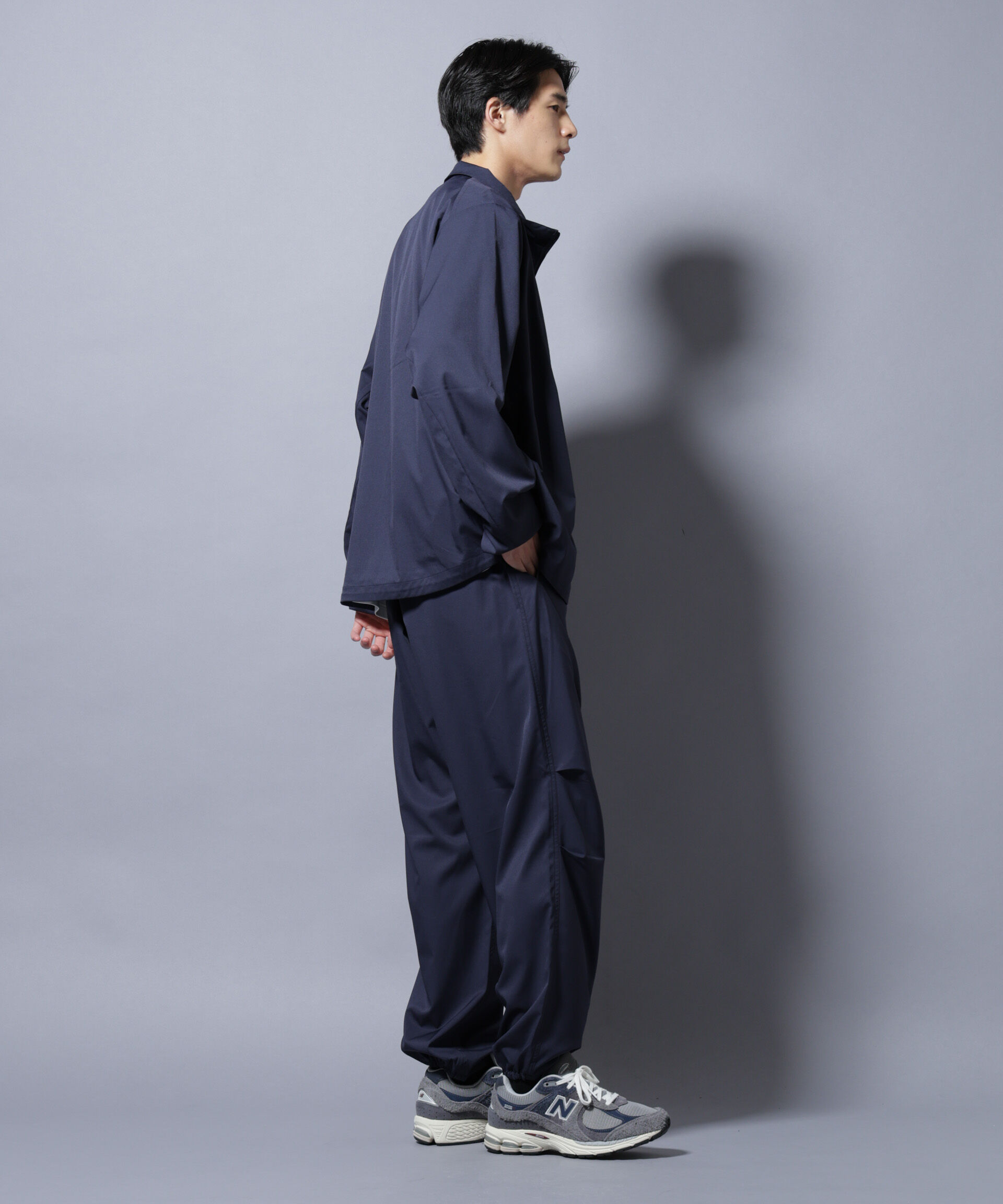 nano･universe「「NJ/CLUB」ワンポイントロゴトラックパンツ」|チノ|