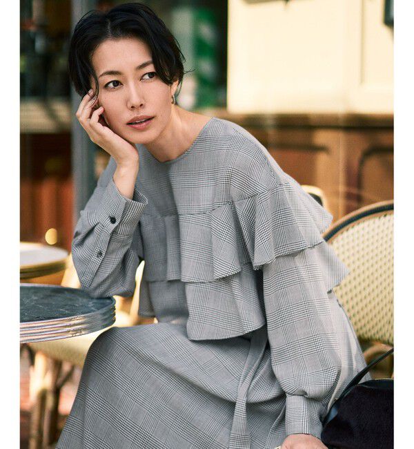 自由区「【カタログ掲載】TWハイツイストビエラフリル ブラウス」|シャツ・ブラウス|ｸﾞﾚﾝﾁｪ