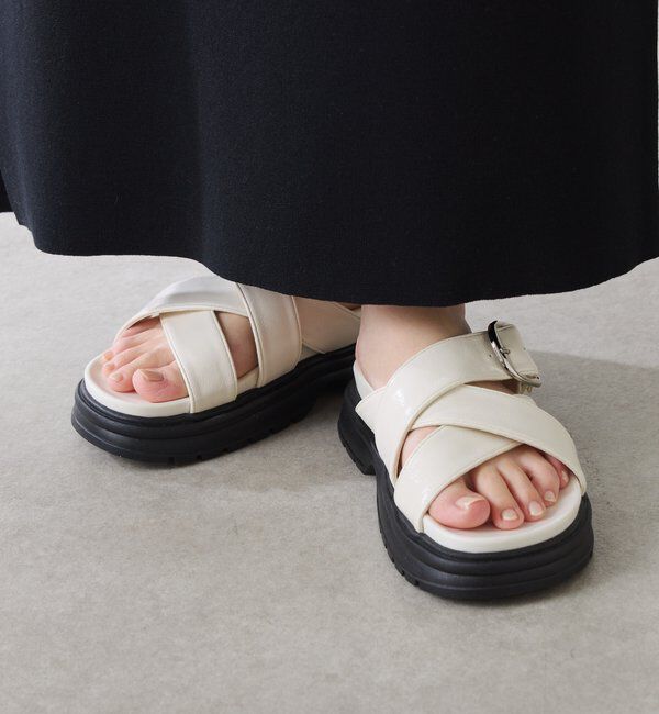  「【PAPILLONNER/パピヨネ】ベルトクロスサンダル」|その他|