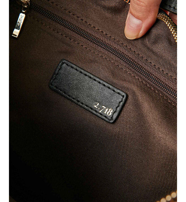 2.718「【リクエスト多数！オフホワイトが再入荷】【2.718】スリーククロスボディバッグ」|ショルダー・メッセンジャー|