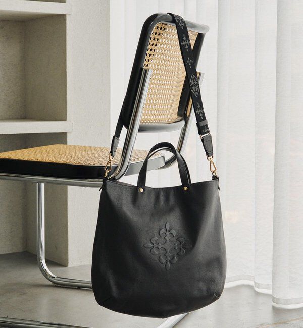  「スリム2WAYトートバッグ <エンボスモノグラム>」|トートバッグ|ブラック