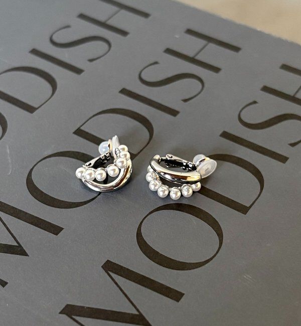  「〈GOLDY/ゴールディ〉2連パールコンビイヤリング」|リング|シルバー