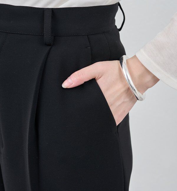  「センタープレスパンツ」|チノ|