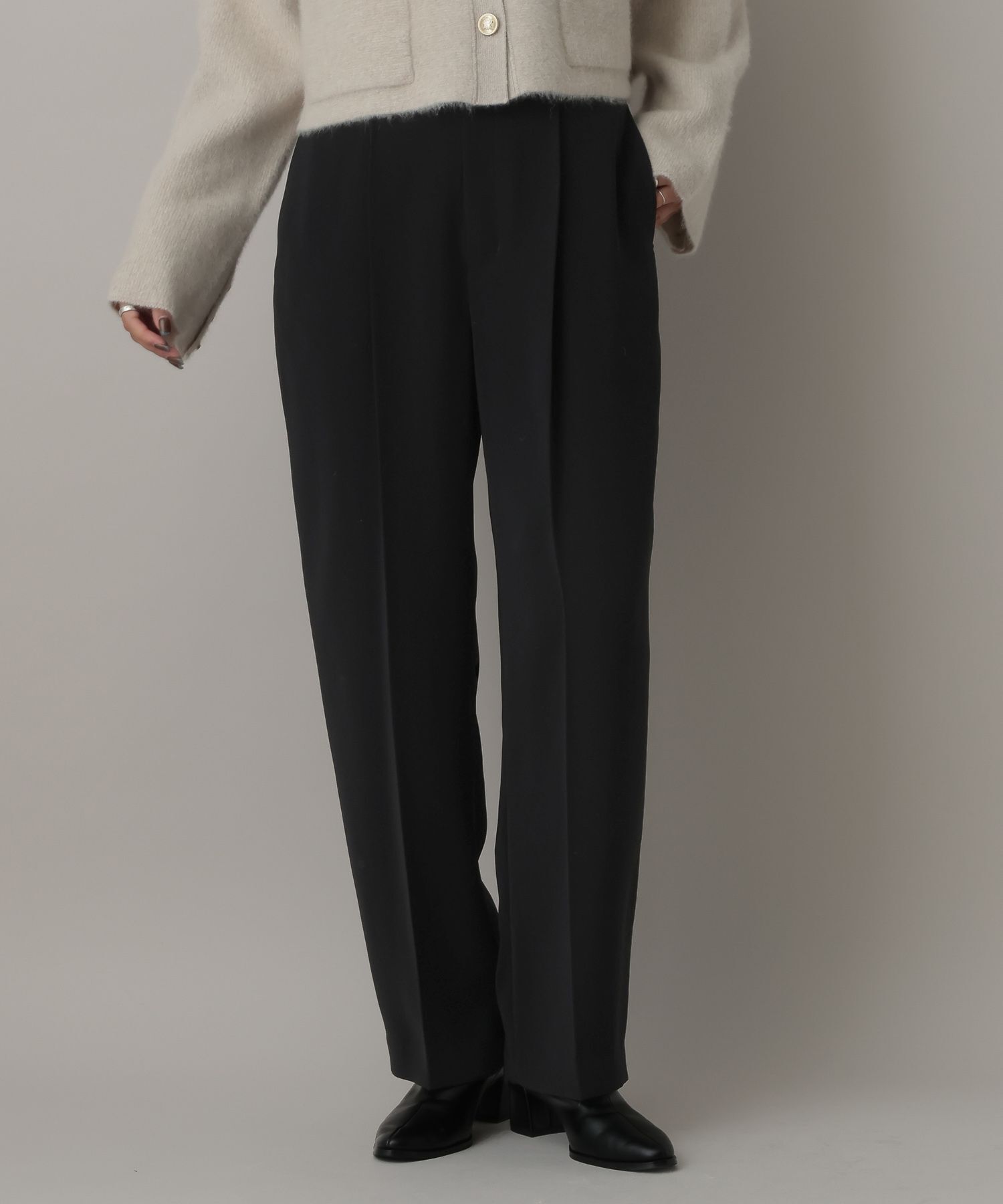 A part by 「サテンタックストレートパンツ」|スラックス|