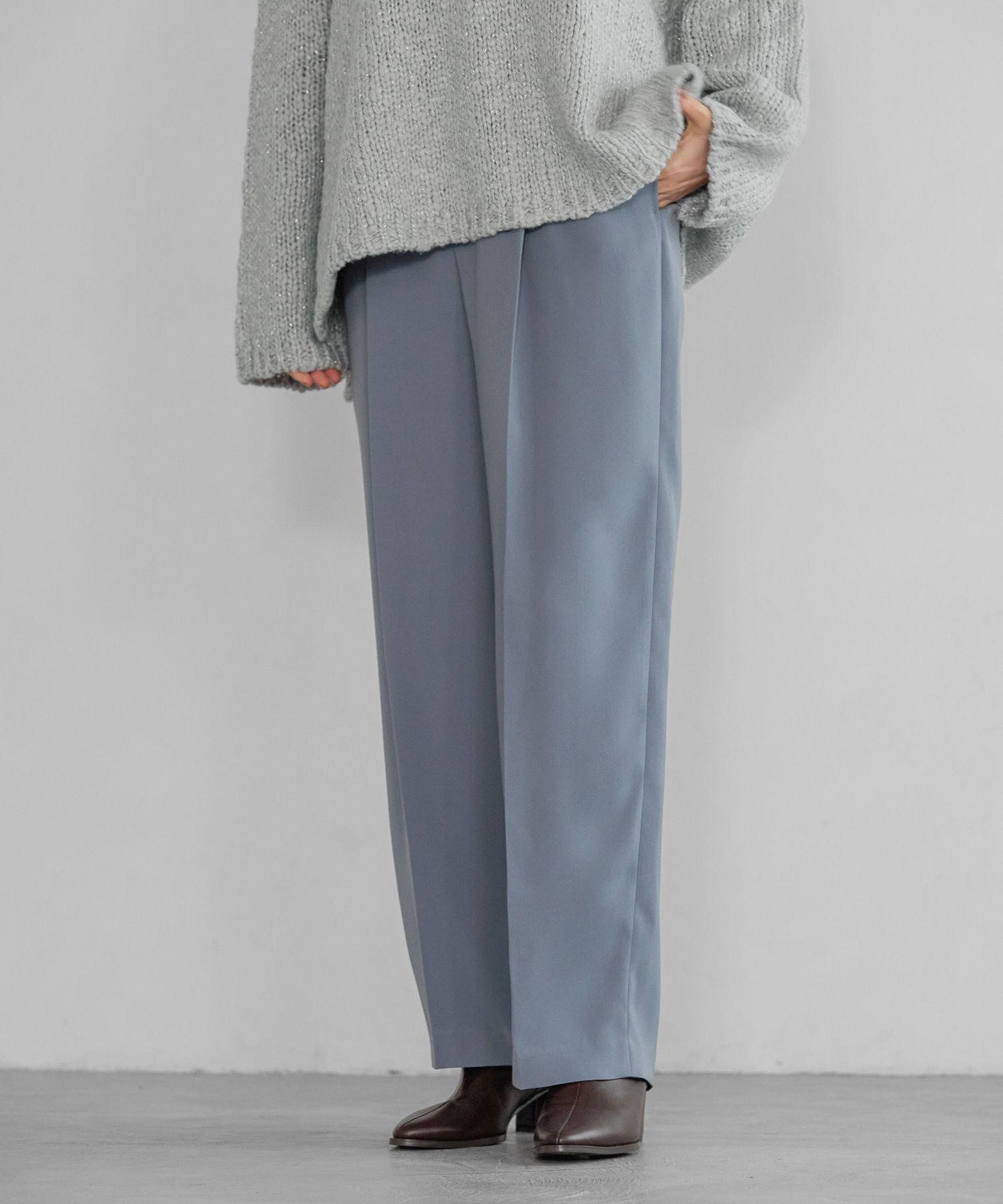 A part by 「サテンタックストレートパンツ」|スラックス|