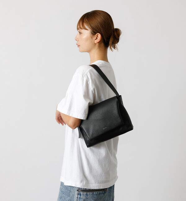 Rouge vif「【YArKA/ヤーカ】ふんわりフラップショルダーバッグ / 本革 / レザー /」|ショルダー・メッセンジャー|