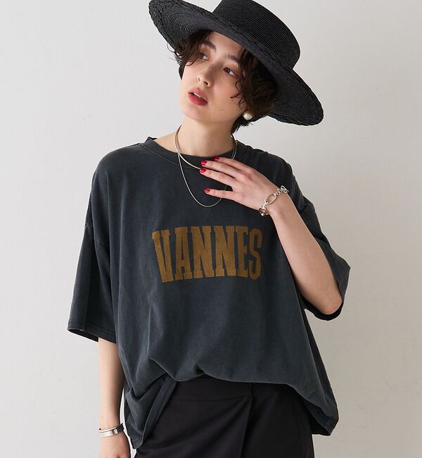 Rouge vif「【REMI RELIEF/レミレリーフ】別注 VANNES ロゴTEE/Tシャツ」|Tシャツ・カットソー|ブラック