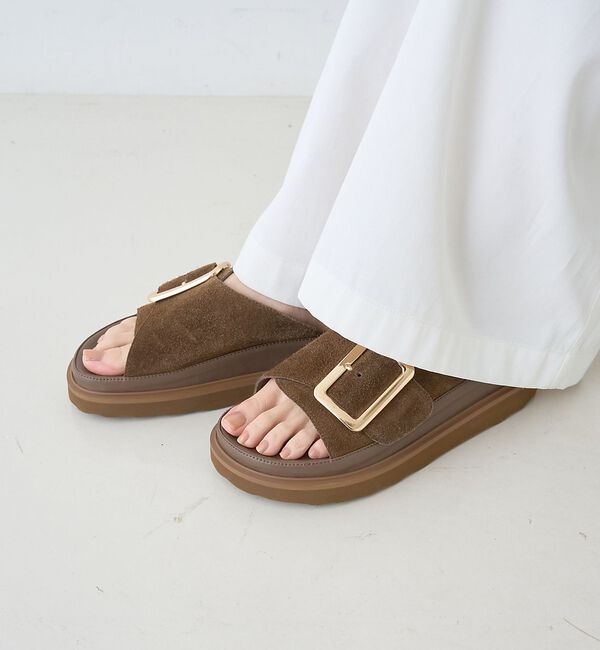 Rouge vif「【MOHI/モヒ】スウェードバックルサンダル【予約】」|サンダル|ブラウン