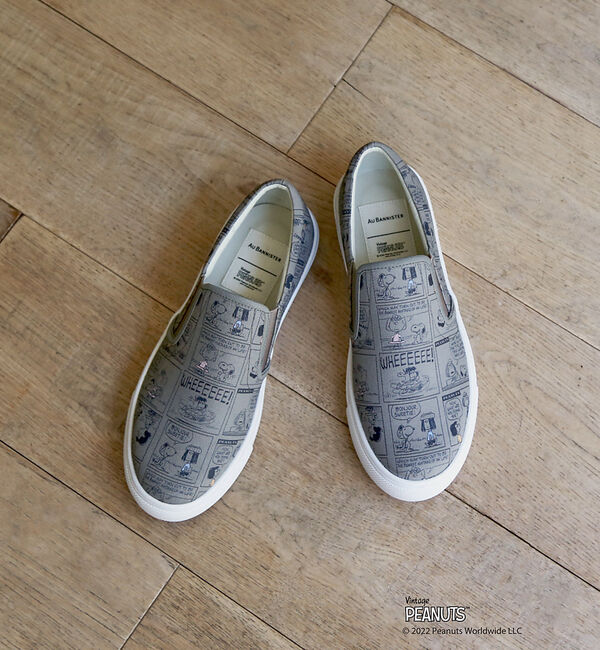 AU BANNISTER「【PEANUTS&times;Au BANNISTER】スヌーピーコラボ スリッポンスニーカ」|スニーカー|チャコールグレー