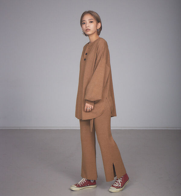 NOMINE「【展開店舗限定】ニットプルオーバー＆パンツセットアップ」|ニット・セーター|キャメル