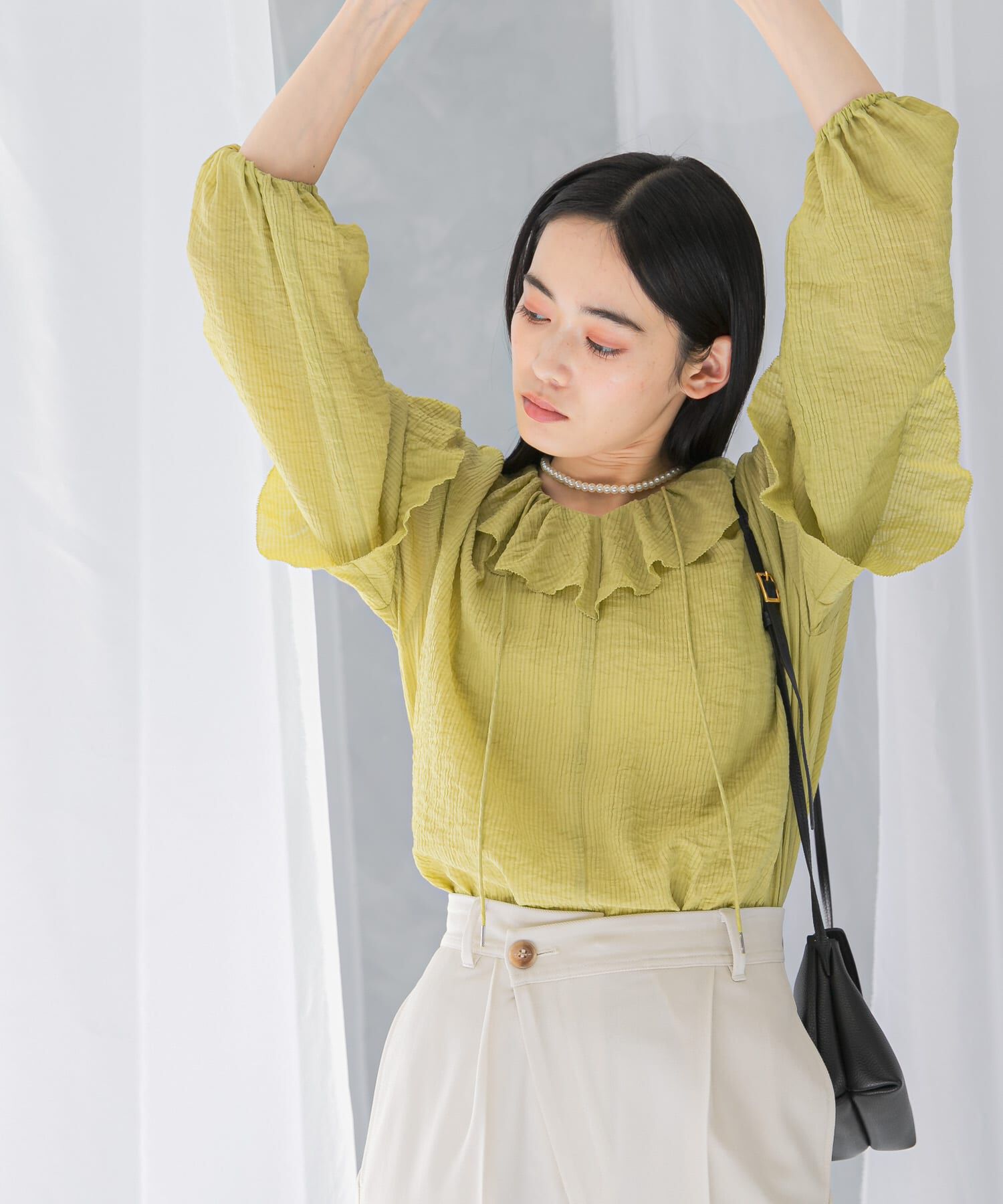 URBAN RESEARCH ROSSO「『WEB/一部店舗限定カラー』楊柳フリルブラウス」|シャツ・ブラウス|