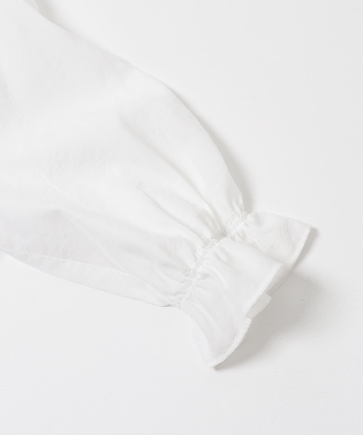 URBAN RESEARCH ROSSO「クールタッチセミシアーフリルブラウス」|シャツ・ブラウス|