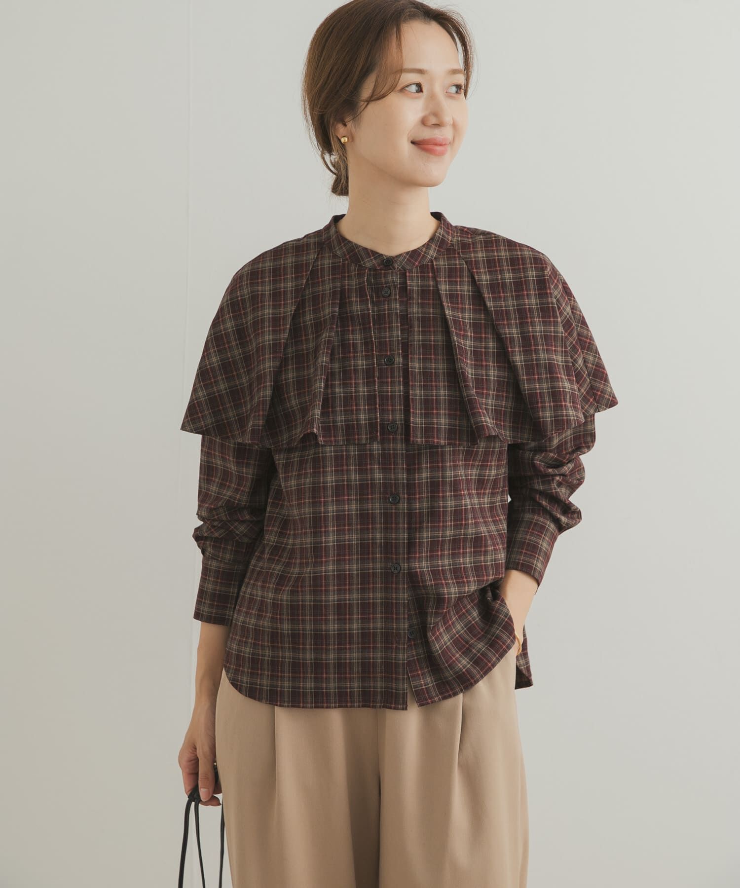 URBAN RESEARCH DOORS「チェックケープフリルブラウス」|シャツ・ブラウス|
