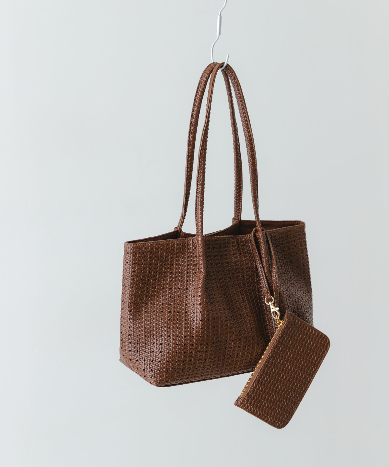 RODE SKO「ポーチ付パンチングミドルトートバッグ」|トートバッグ|