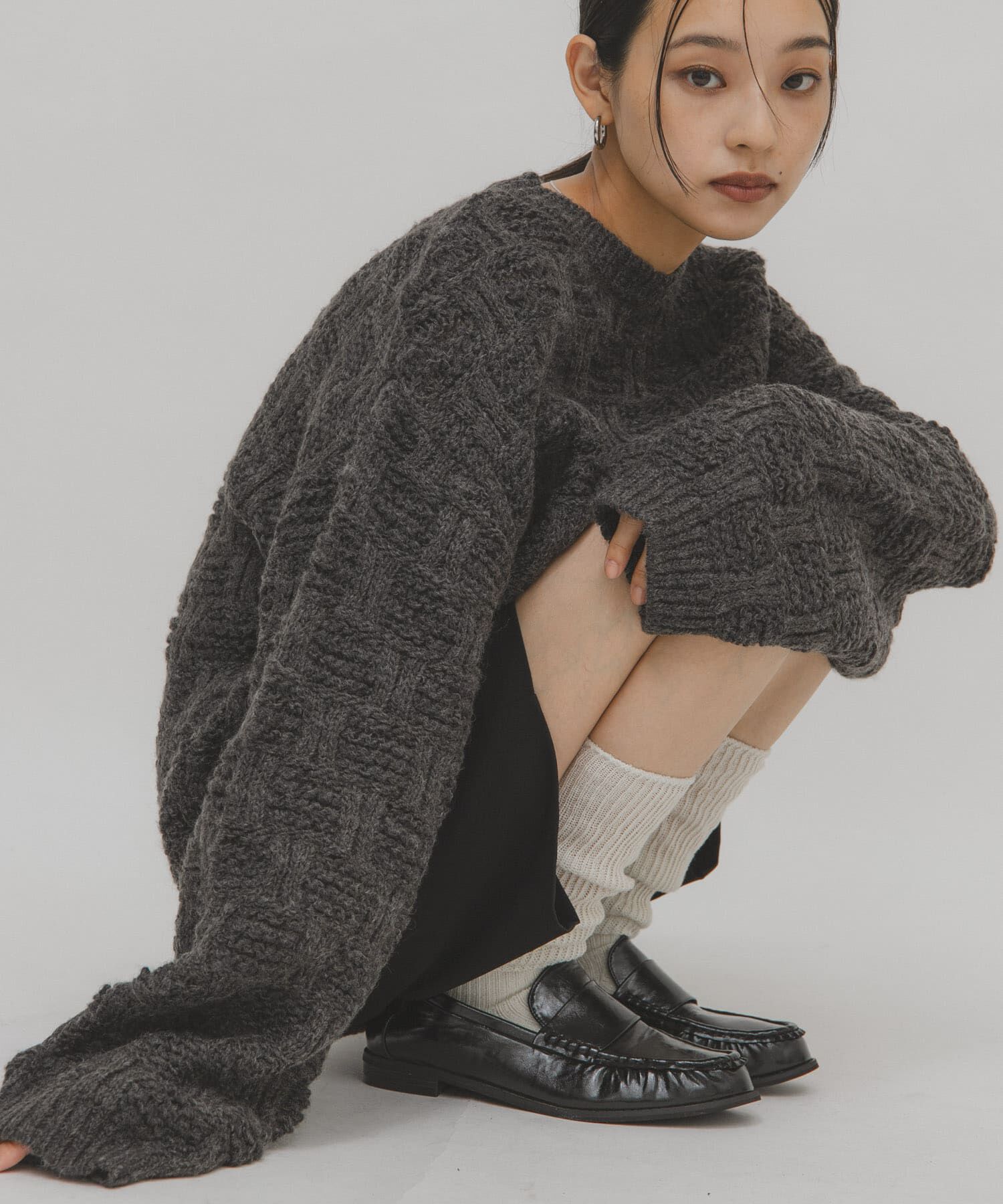  「グリッドパターンニット」|ニット・セーター|チャコールグレー