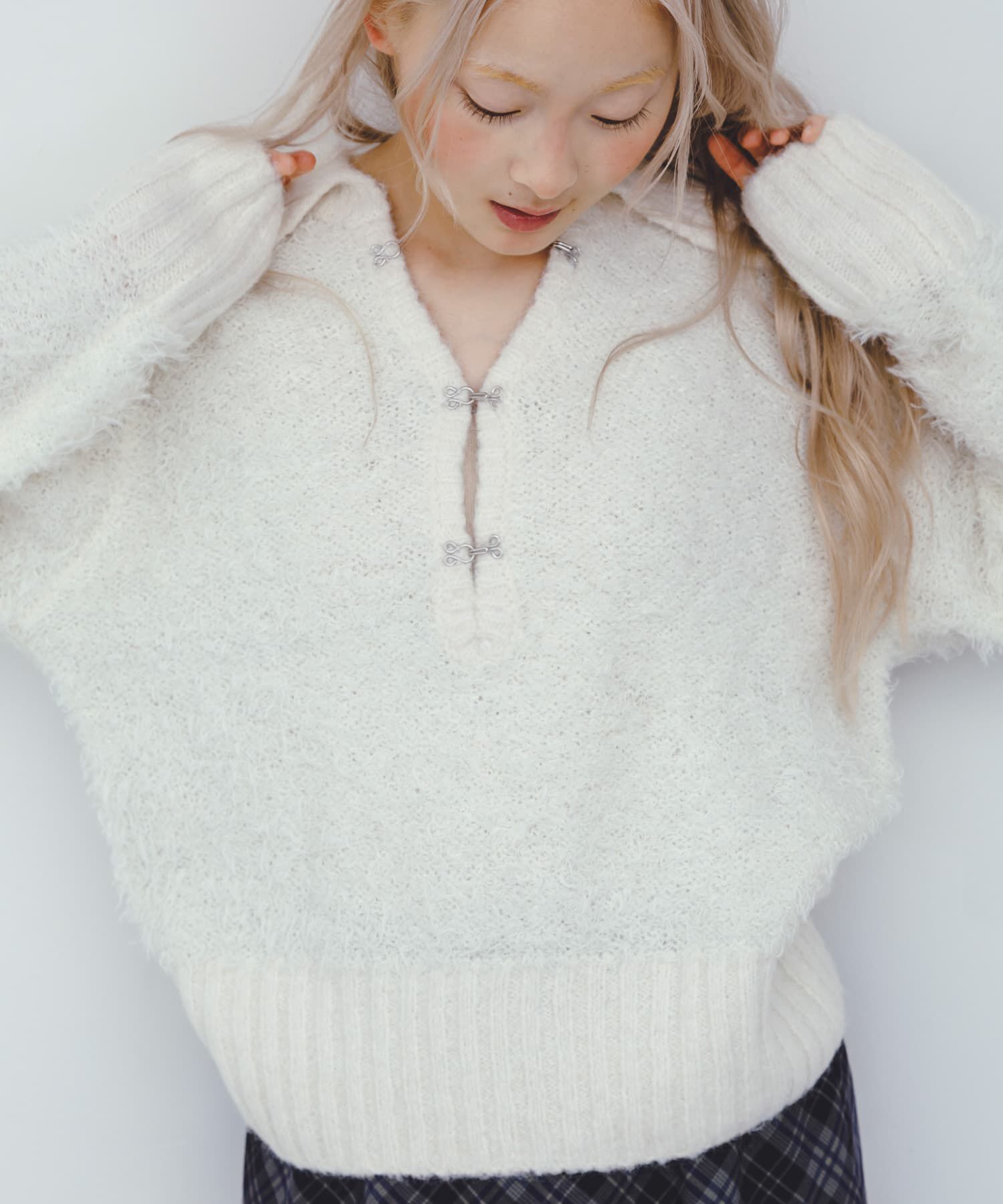  「フロントホックベアーニット」|ニット・セーター|