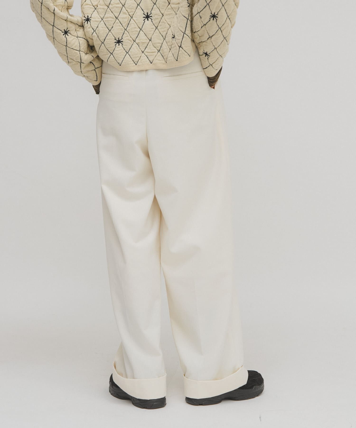  「センタープレスストレートパンツ」|その他|