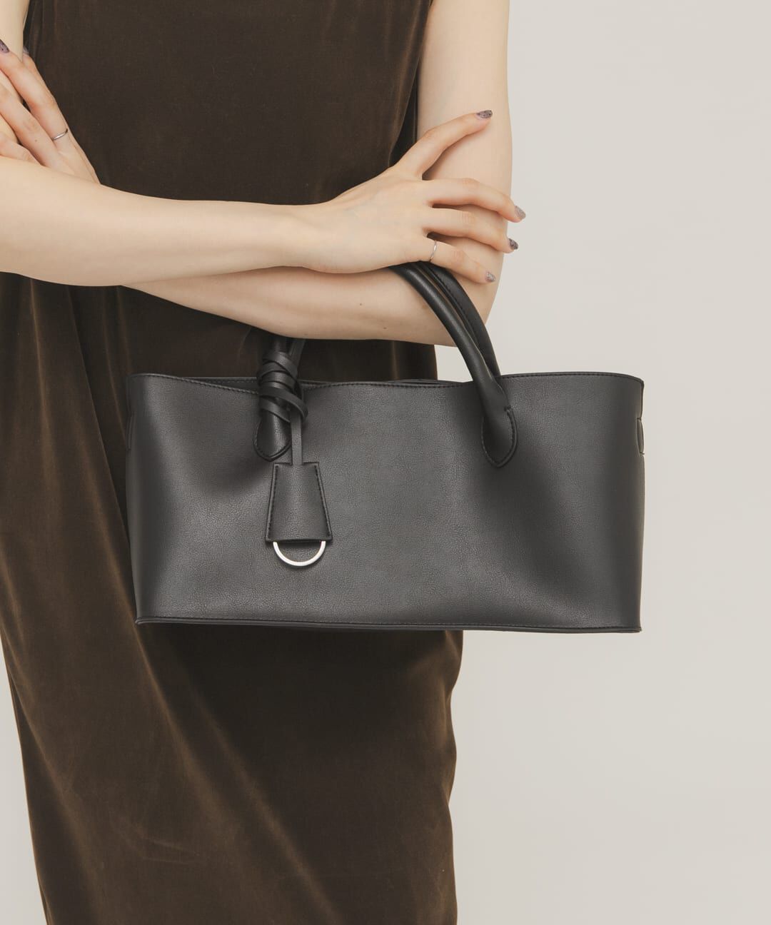  「チャーム付きワイドボックスBAG」|ハンドバッグ|