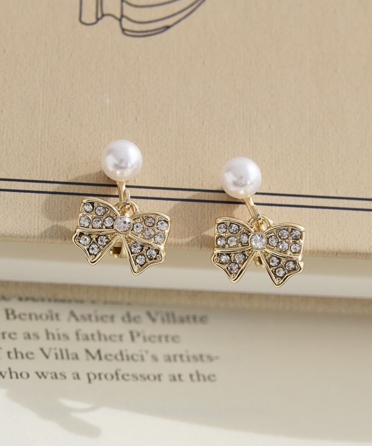 Maison de FLEUR「リボンビジューイヤリング」|イヤリング|