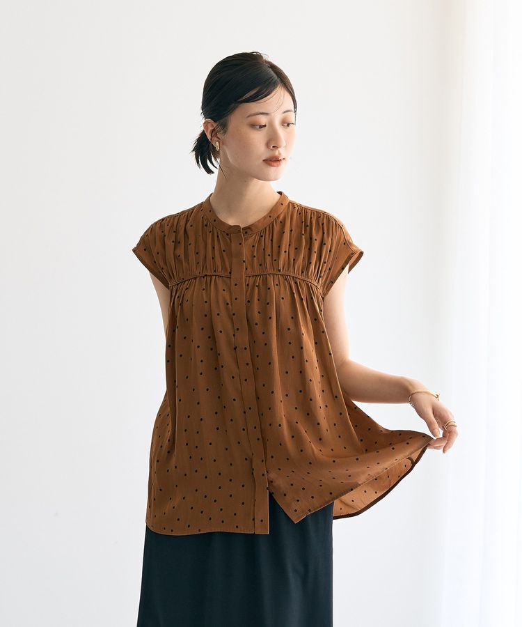 YECCA VECCA「ドット柄ギャザーブラウス」|シャツ・ブラウス|Camel