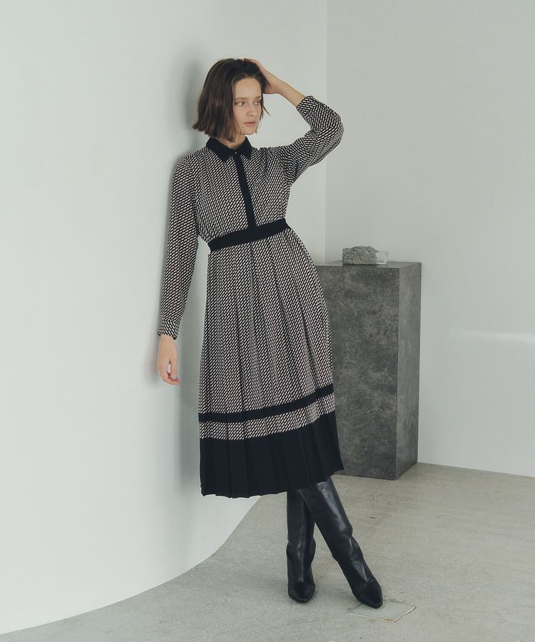 YECCA VECCA「ジオメ柄プリーツワンピース」|ワンピース|