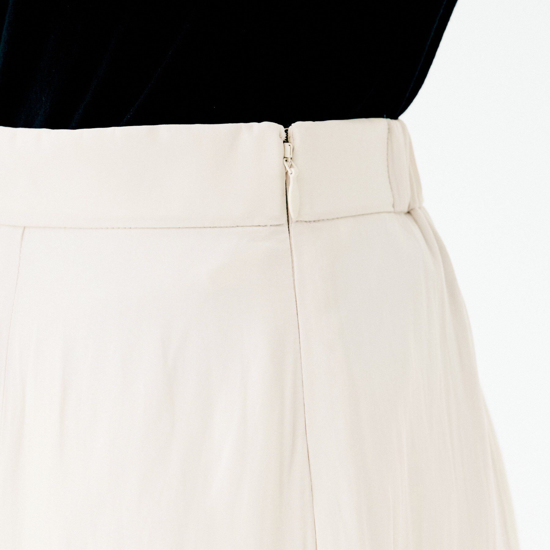 UNTITLED「【洗える/セレモニーにも/後ろウエストゴム】ロングスカート」|スカート|