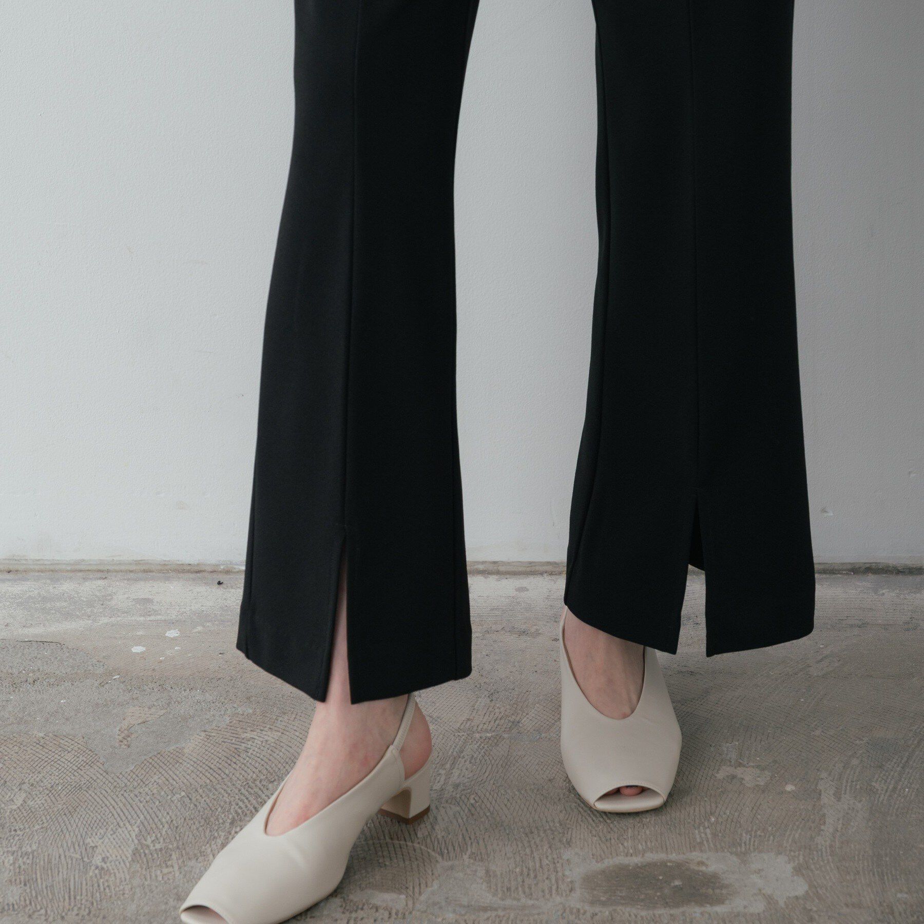 GALLEST「スリットフレアスキニーパンツ」|その他|