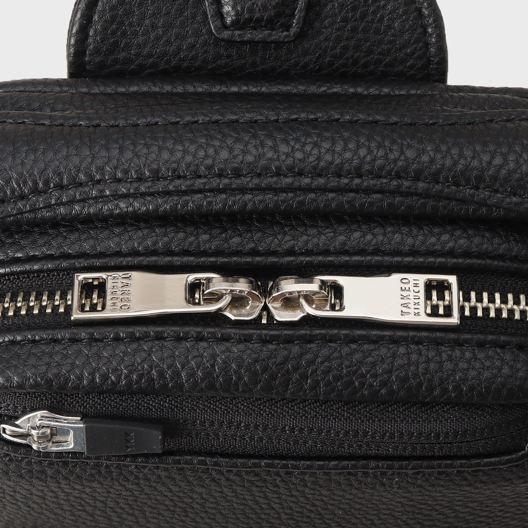 TAKEO KIKUCHI「薄マチ スマート 大人　ワンショルダーバッグ」|ショルダー・メッセンジャー|