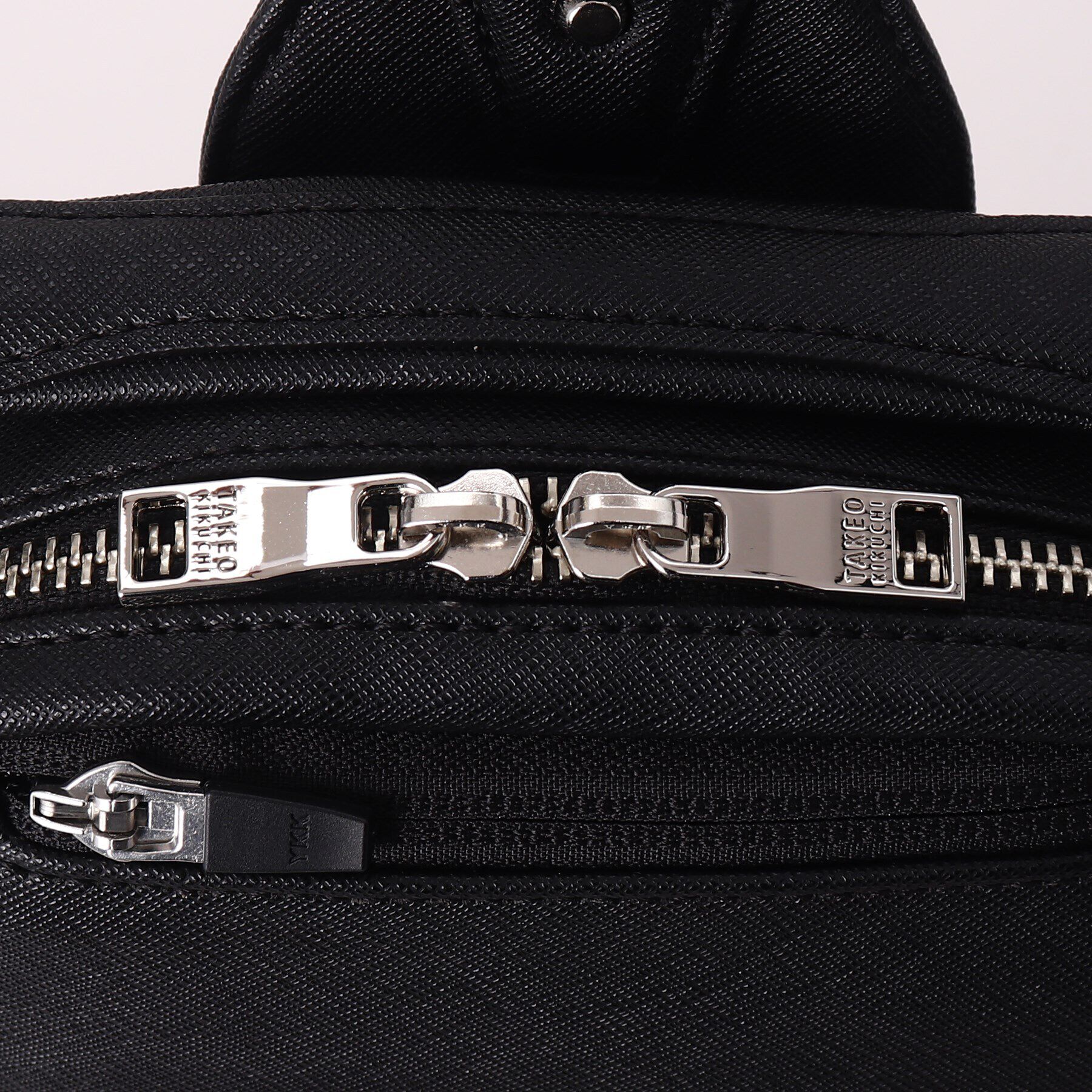 TAKEO KIKUCHI「薄マチ スマート 大人　ワンショルダーバッグ」|ショルダー・メッセンジャー|