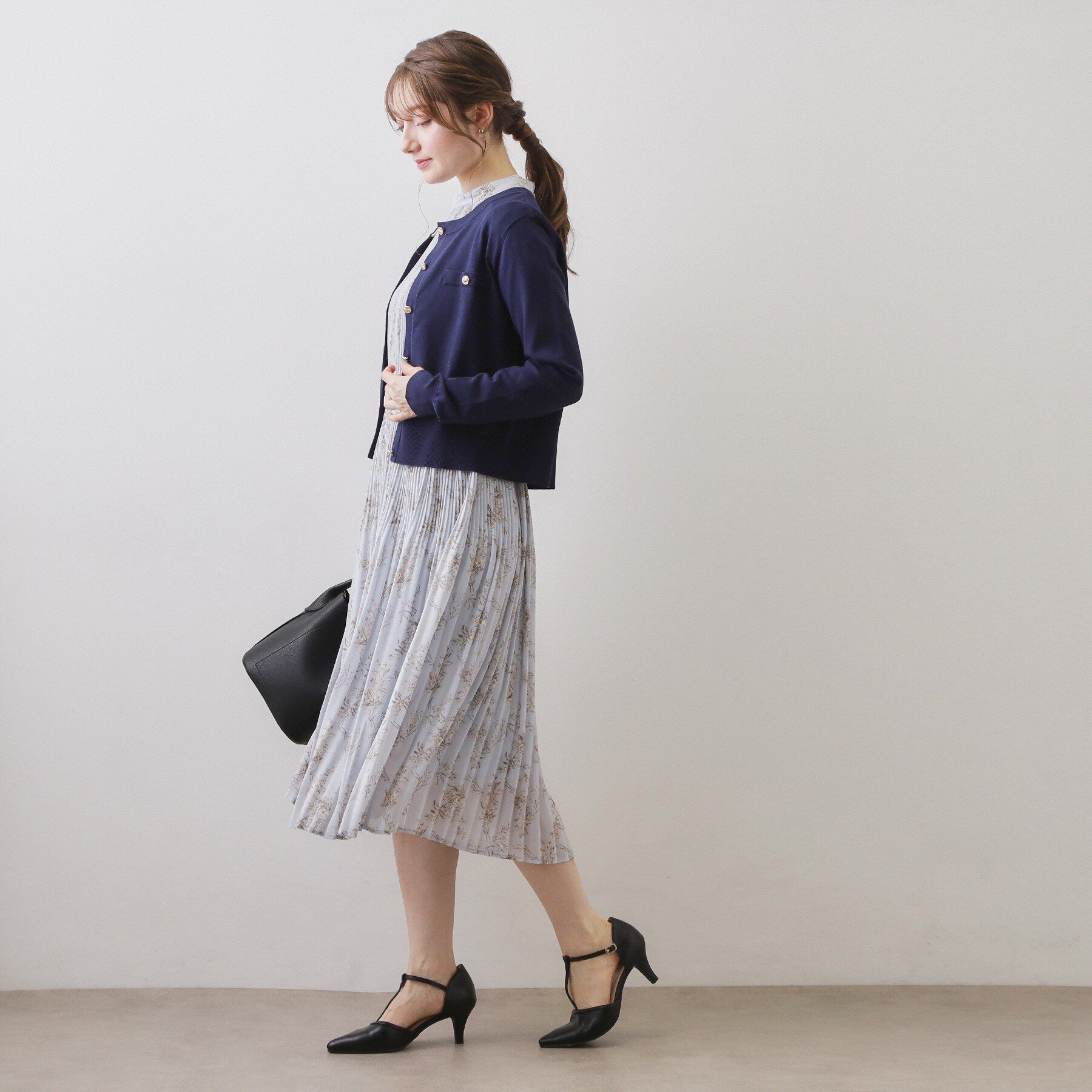 index「ボクシークルーネックカーディガン【洗濯機OK】《5col》」|カーディガン|