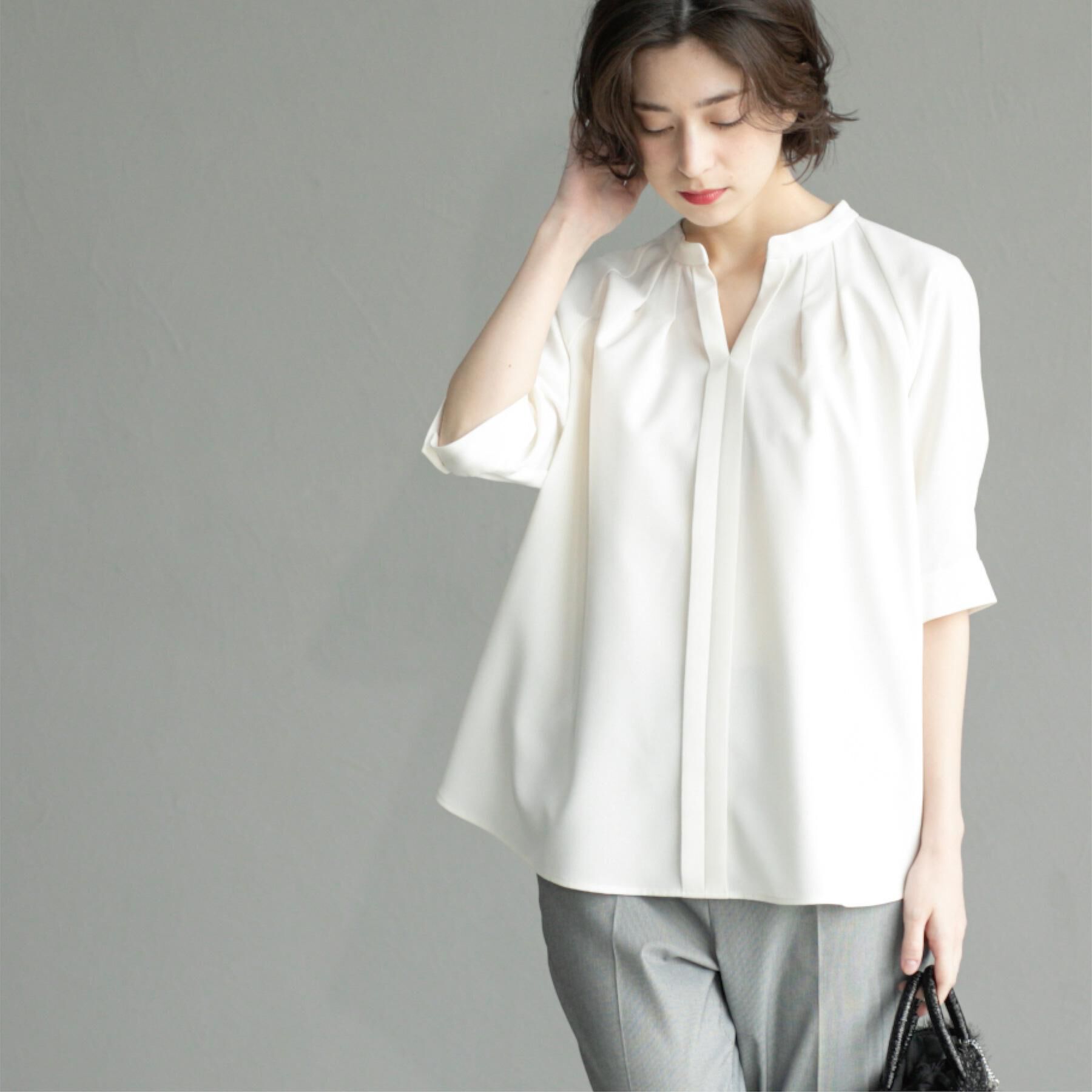 OPAQUE.CLIP「タックスキッパーブラウス【洗濯機洗い可】」|シャツ・ブラウス|オフホワイト(003