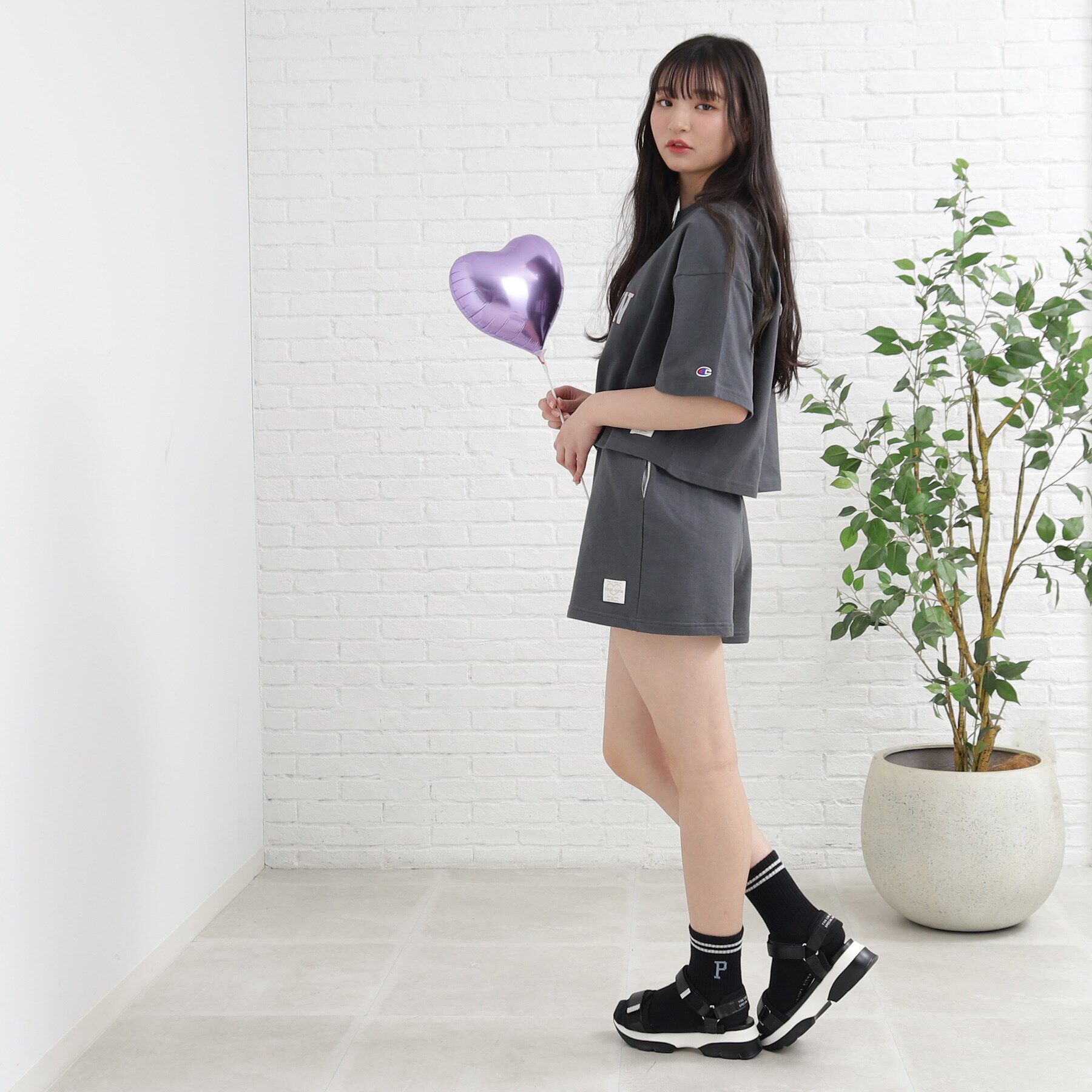 PINK-latte「◆【Champion/チャンピオン】コラボ 短丈Tシャツ」|Tシャツ・カットソー|