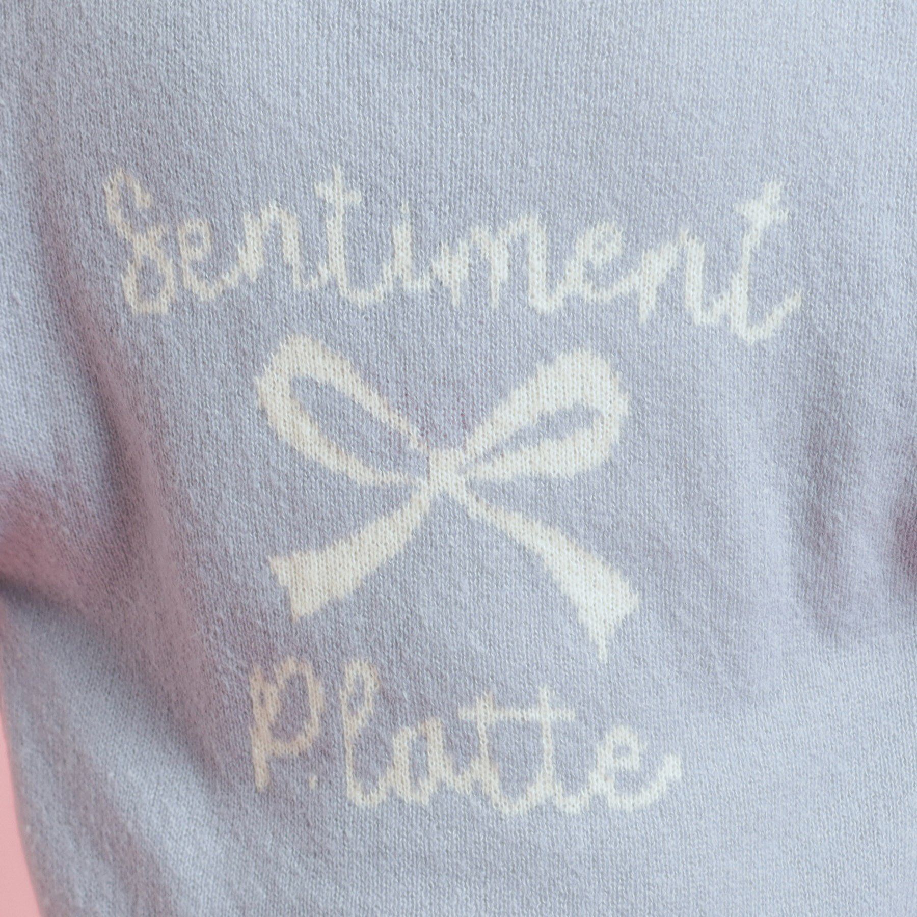 PINK-latte「クロップドリボン刺繍パーカ」|パーカー|