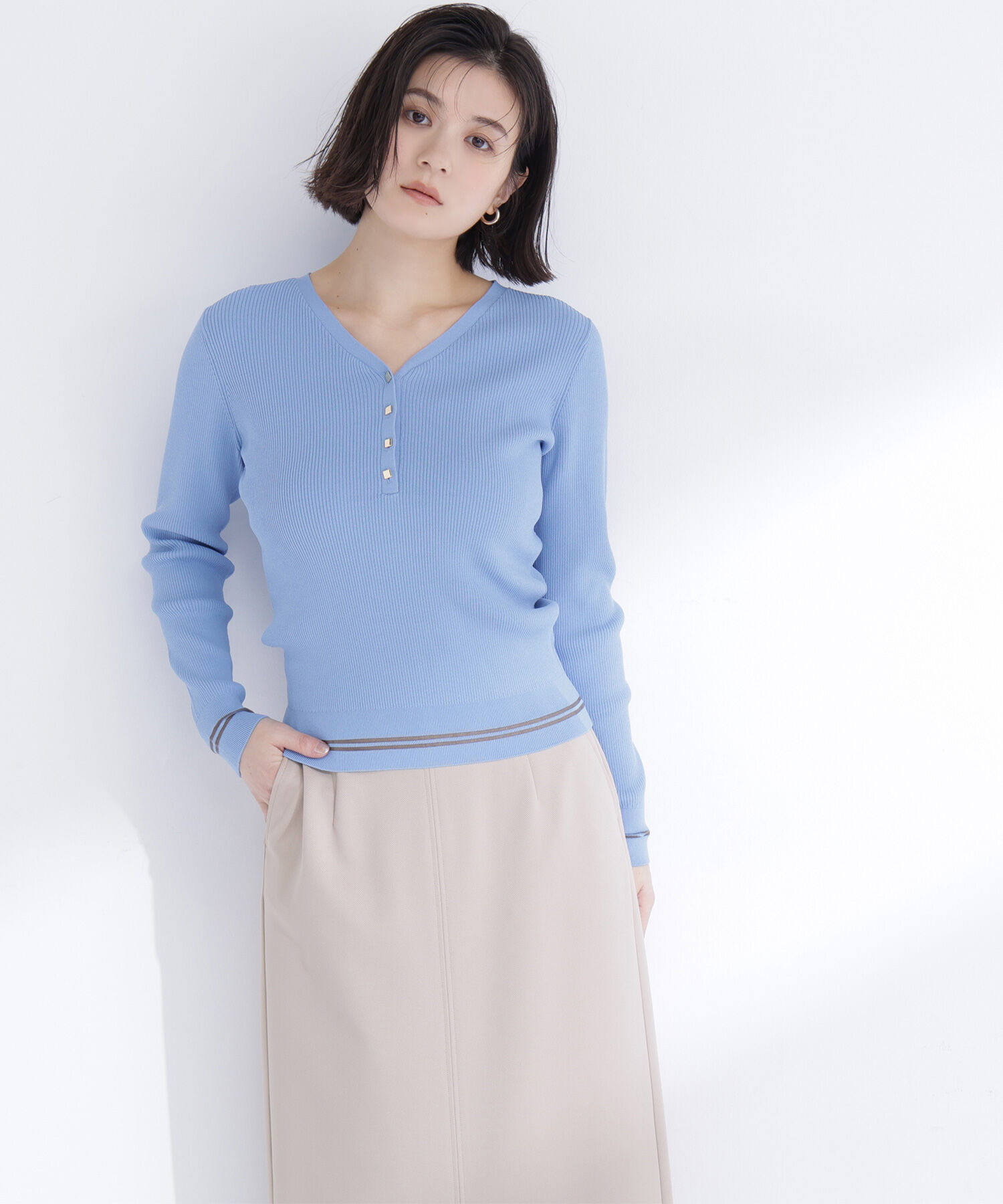  「メタルボタンシアーラインニット」|ニット・セーター|