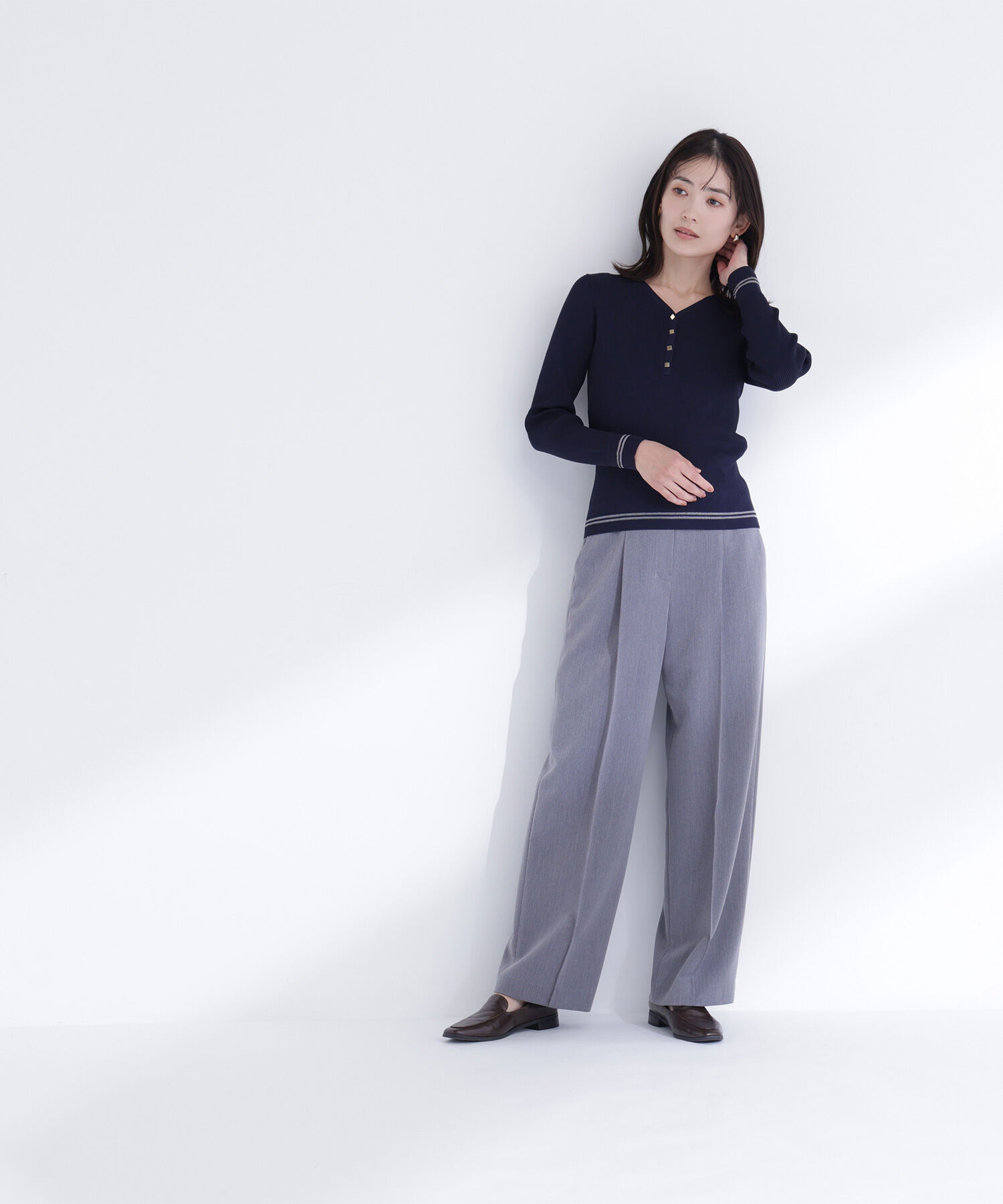  「メタルボタンシアーラインニット」|ニット・セーター|