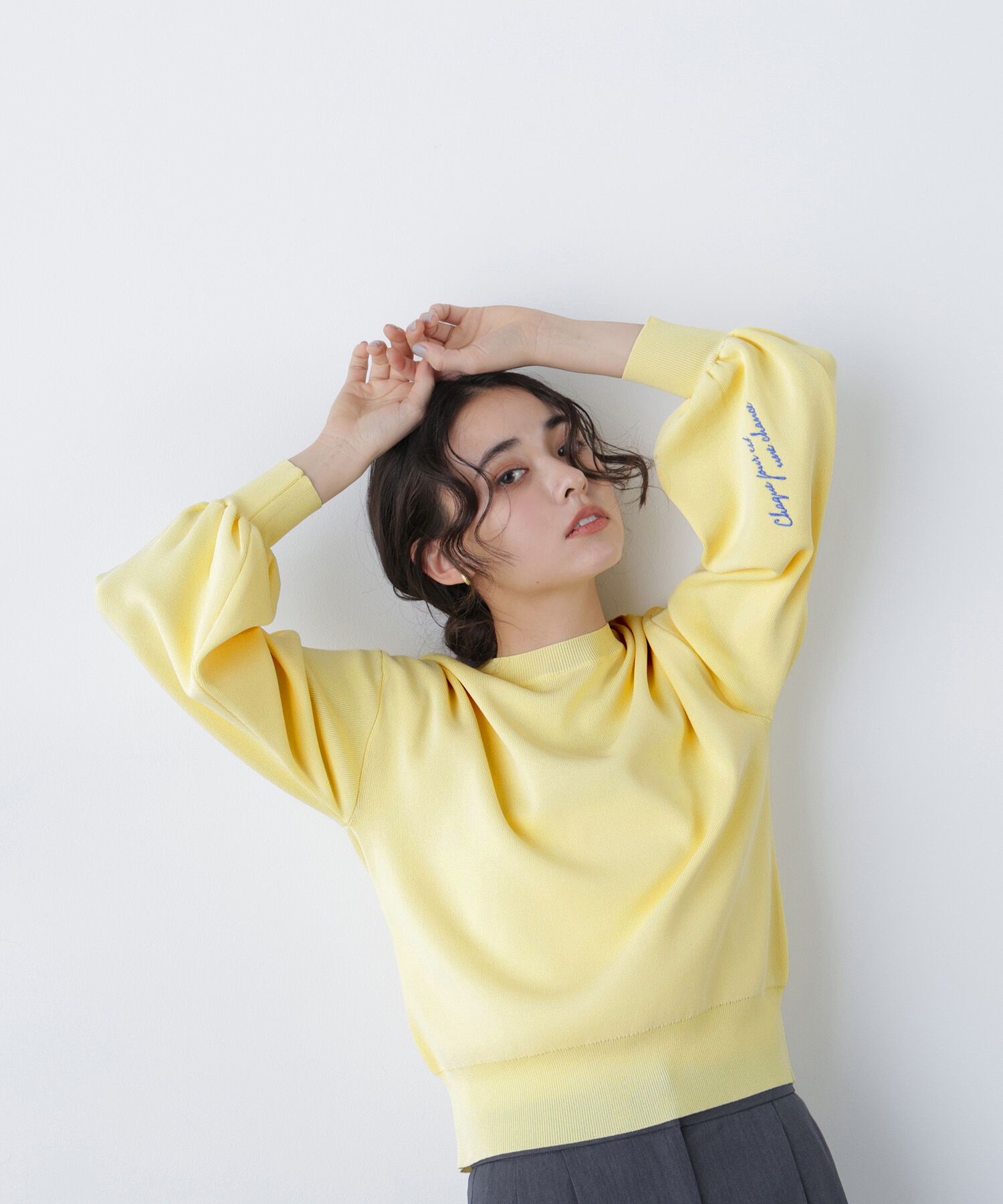  「〈N.〉ロゴ刺繍スウェットライクニット」|ニット・セーター|イエロー