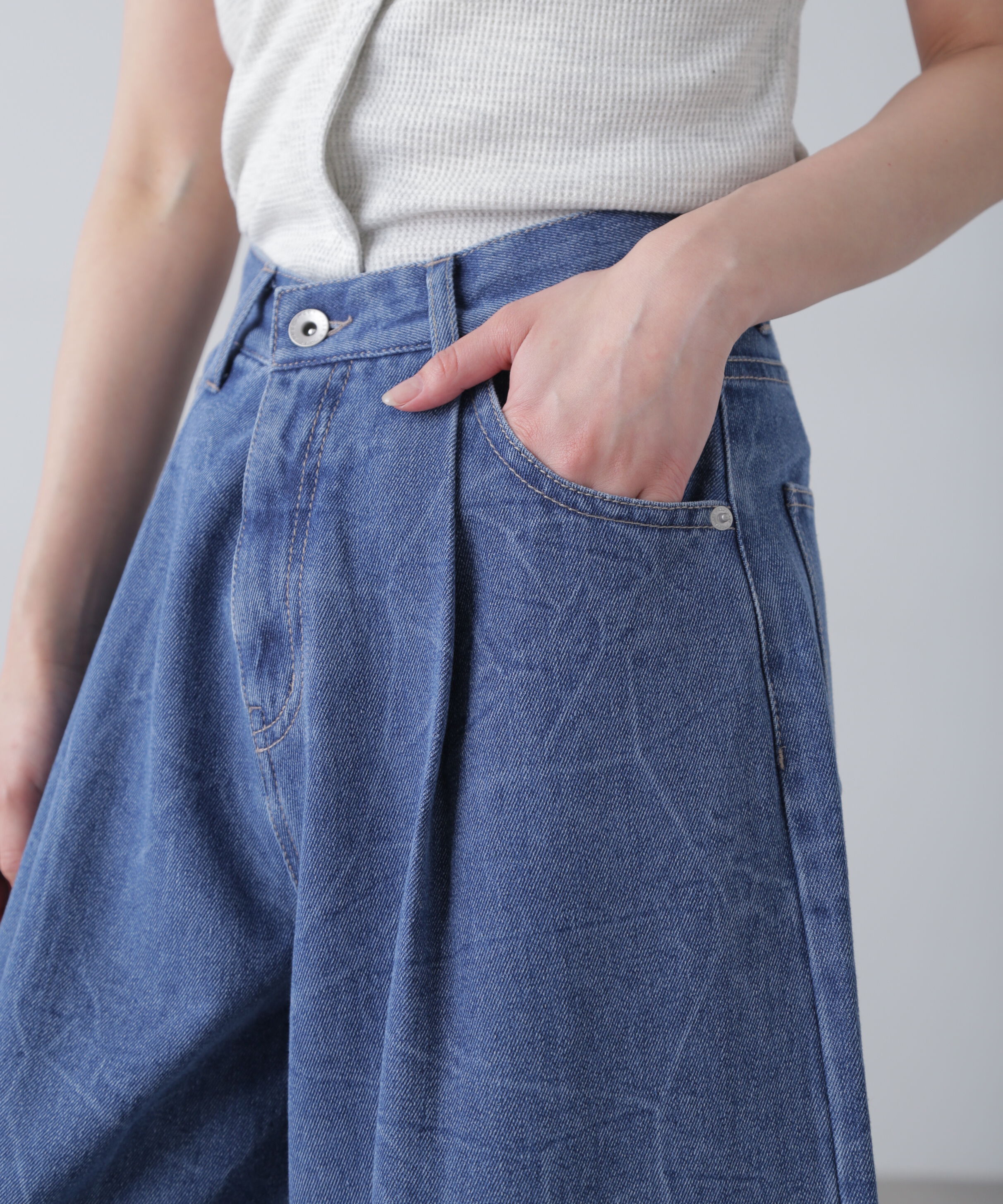  「クリンクル加工タックワイドデニムパンツ」|その他|