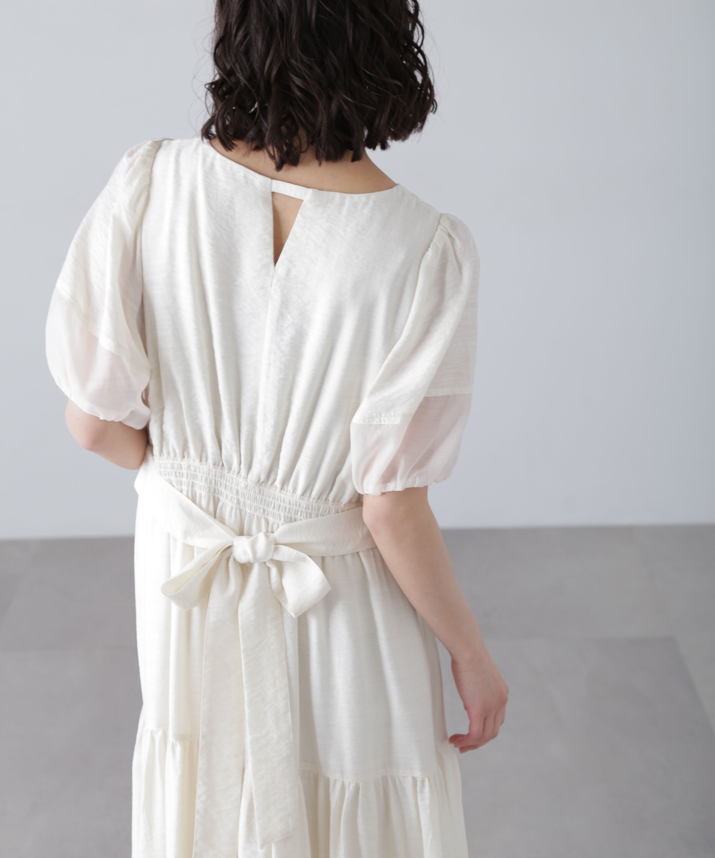  「ランタンスリーブバックリボンワンピース」|ワンピース|