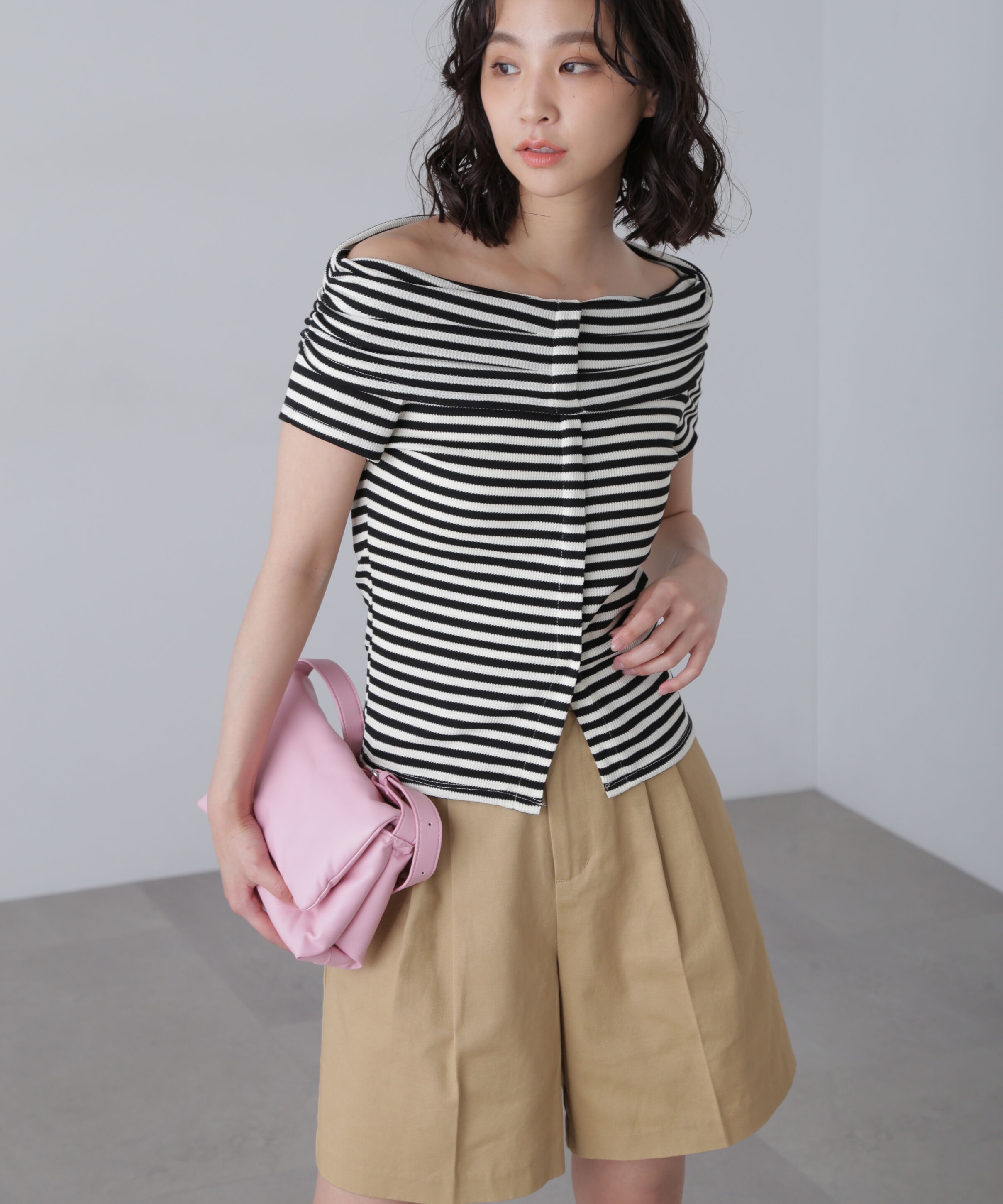  「オフショルフレンチスリーブ前スリットカットソー」|Tシャツ・カットソー|