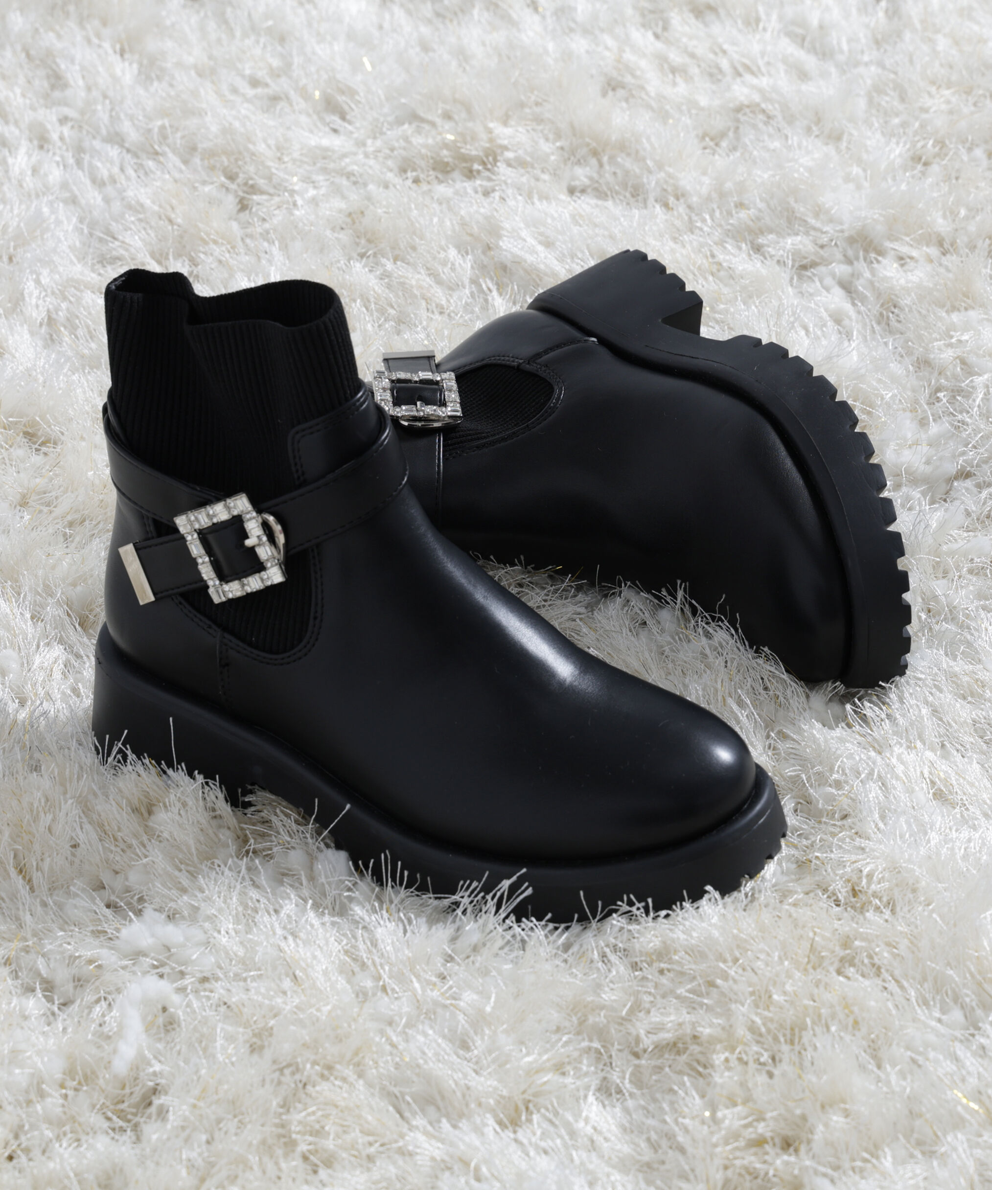  「ビジューベルトショートブーツ」|その他|ブラック