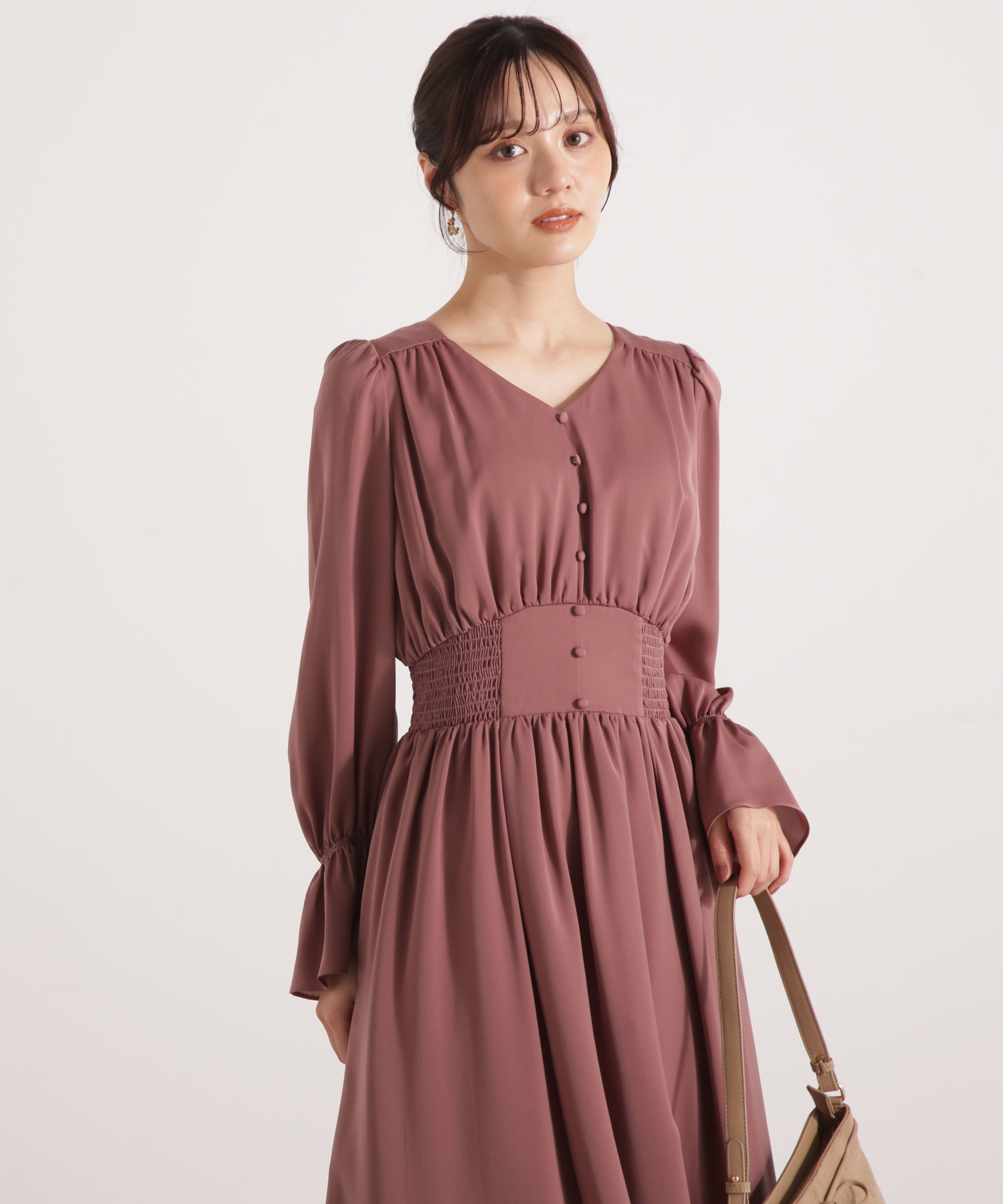 PROPORTION BODY DRESSING「クルミ釦付きギャザーワンピース 25AW」|ワンピース|