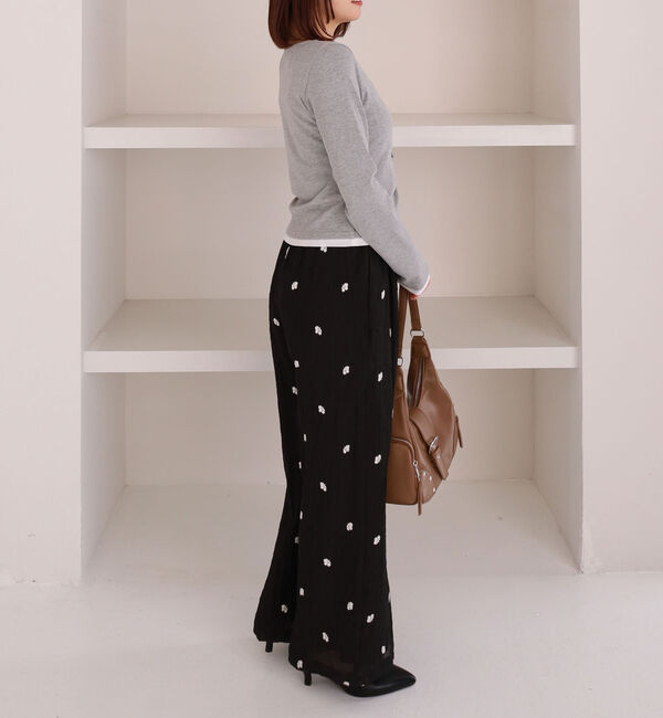 archives「花柄刺繍イージーワイドパンツ」|チノ|