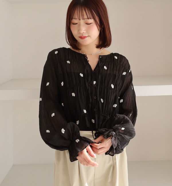 archives「花柄刺繍ギャザーブラウス」|シャツ・ブラウス|