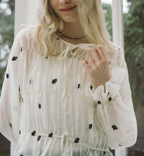 archives「花柄刺繍ギャザーブラウス」|シャツ・ブラウス|