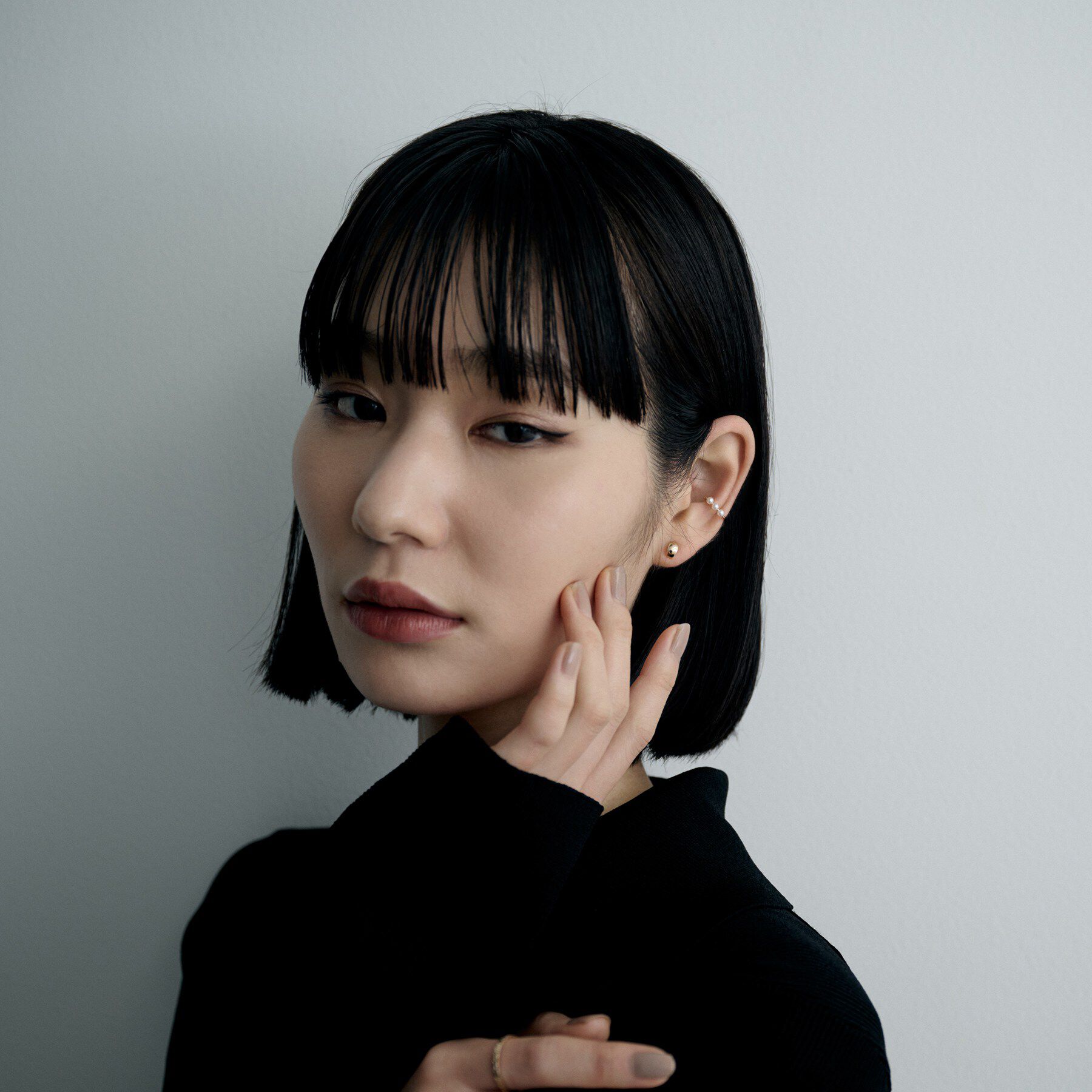 COCOSHNIK ONKITSCH「K10トリプルパールイヤーカフ」|イヤリング|