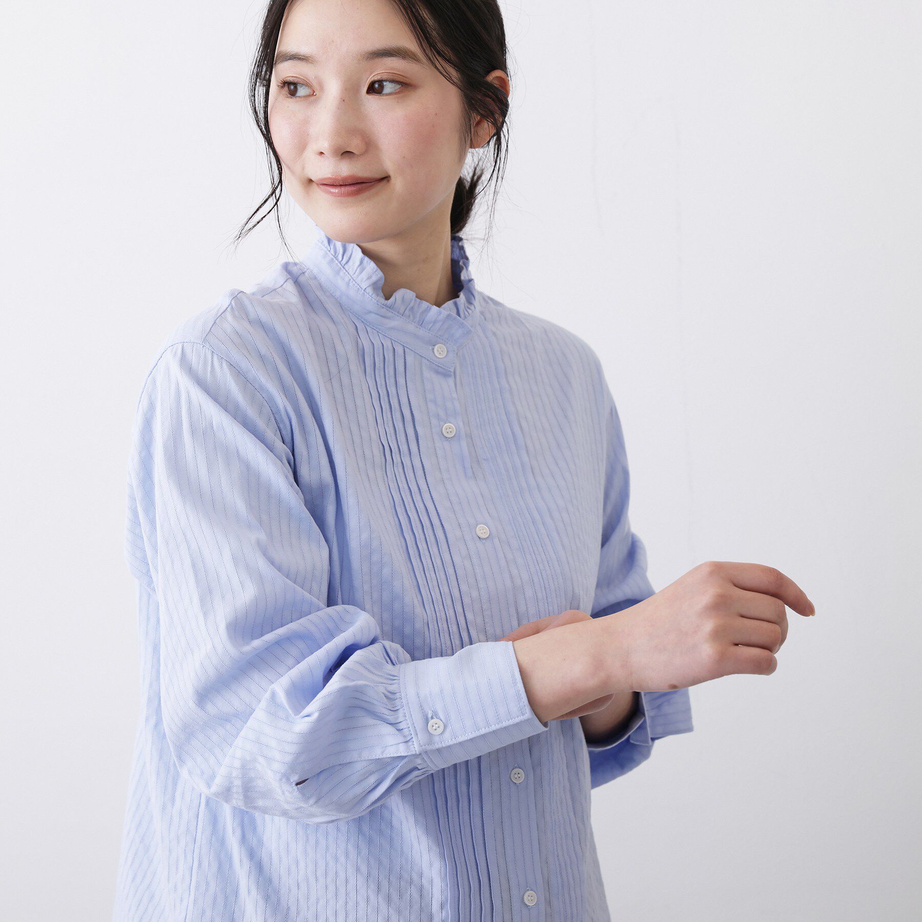 Dessin「【洗える】フリルネックタックブラウス」|シャツ・ブラウス|